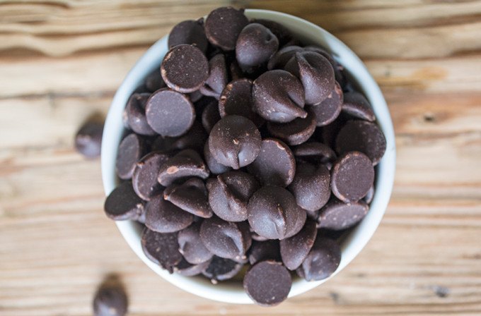 quinoa-and-nut-dark-chocolate-bark1B