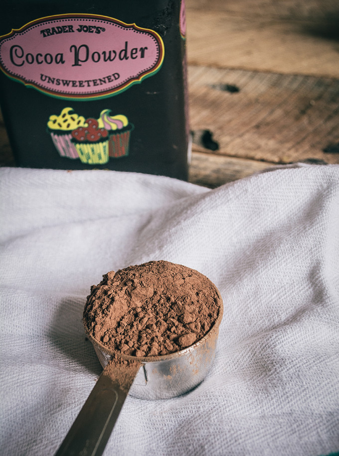 Dark Chocolate Cayenne Ice Cream-1c