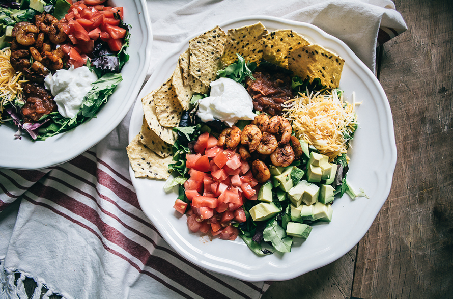 Taco salad bowls with prawns recipe