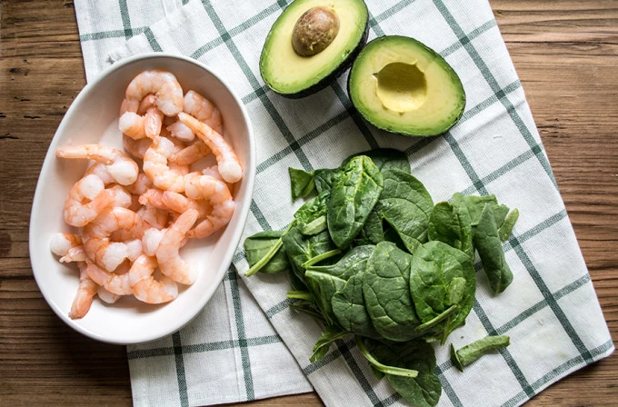 Easy-Shrimp-Sping-Rolls6