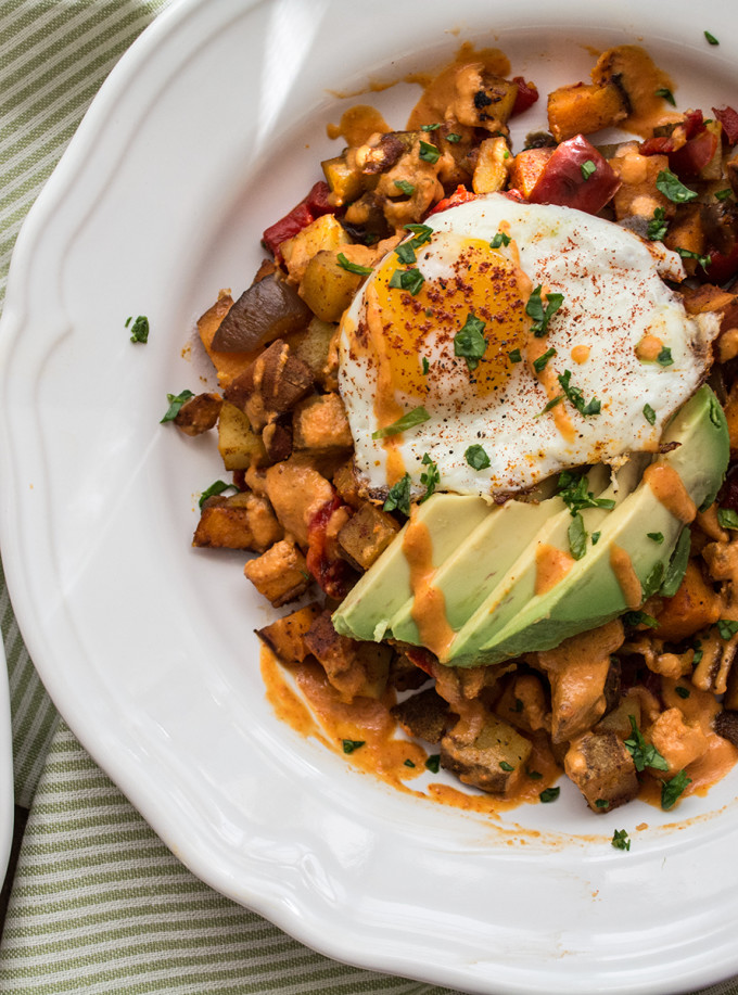 Roasted Veggie Breakfast Bowl with Fried Eggs + Sriracha | Lemons and Basil 