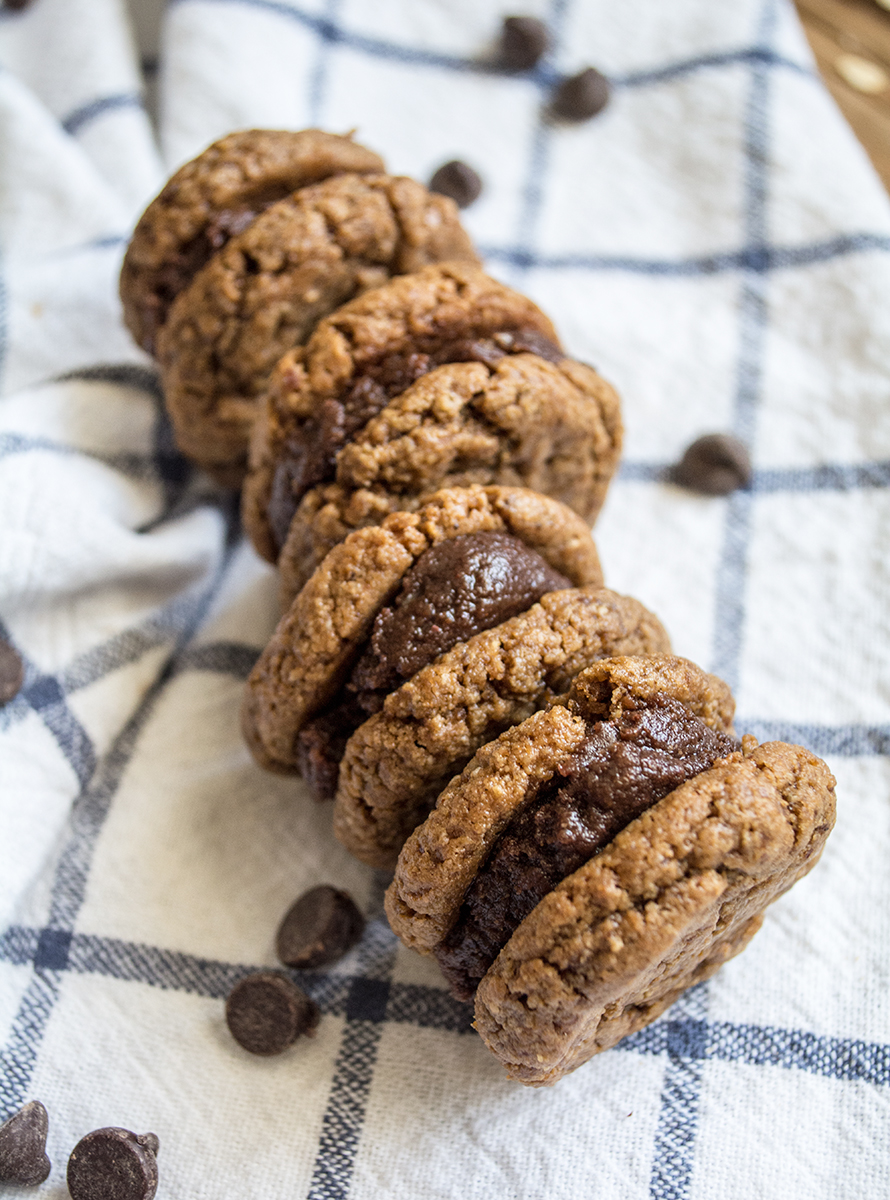 {GF} Peanut Butter Sandwich Cookies with Chocolate Hazelnut Filling + GIVEAWAY | Lemons and Basil 