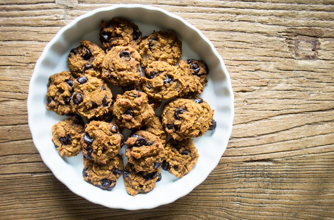 pumpkin-chocolate-chip-cookies11