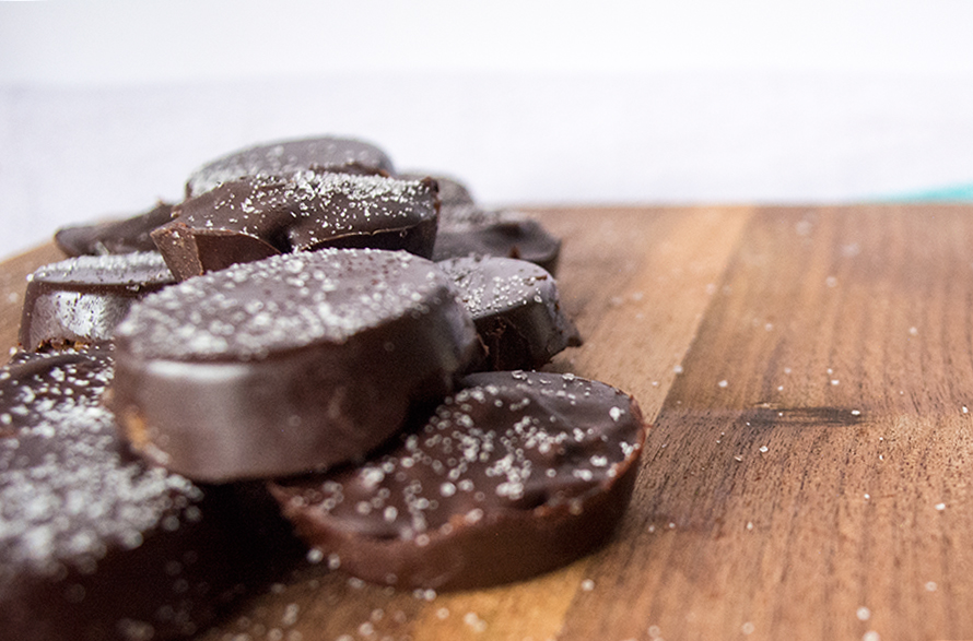 Clean-Eating-Dark-Chocolate-Salted-Caramels10