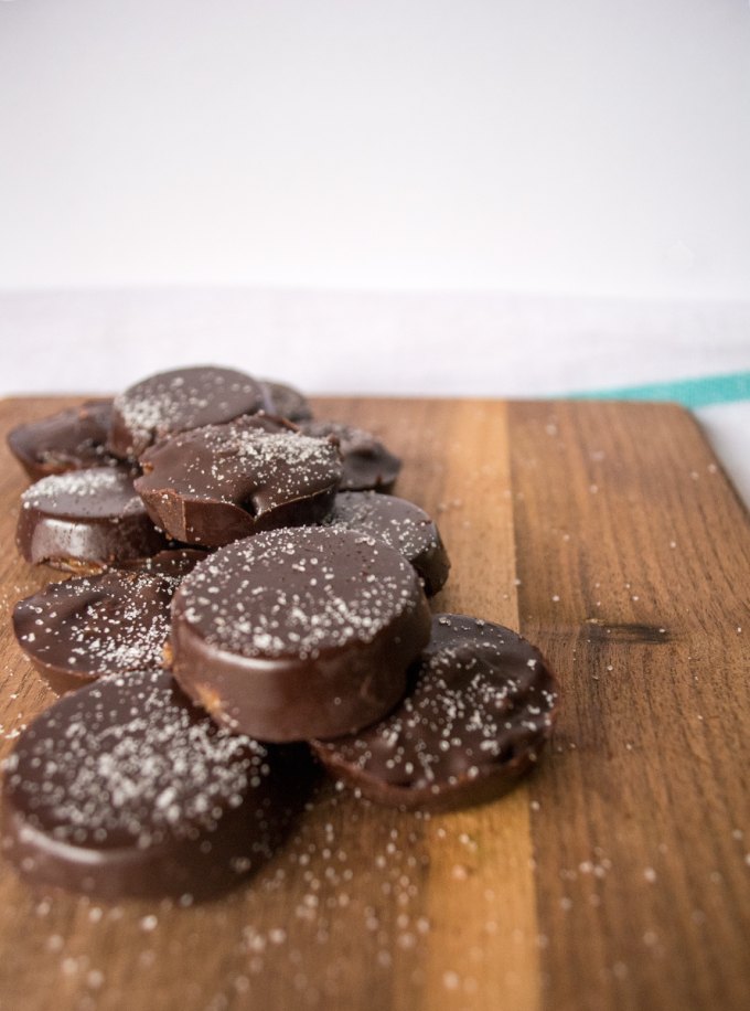 Clean-Eating-Dark-Chocolate-Salted-Caramels9