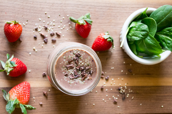 strawberry-chocolate-green-smoothie4