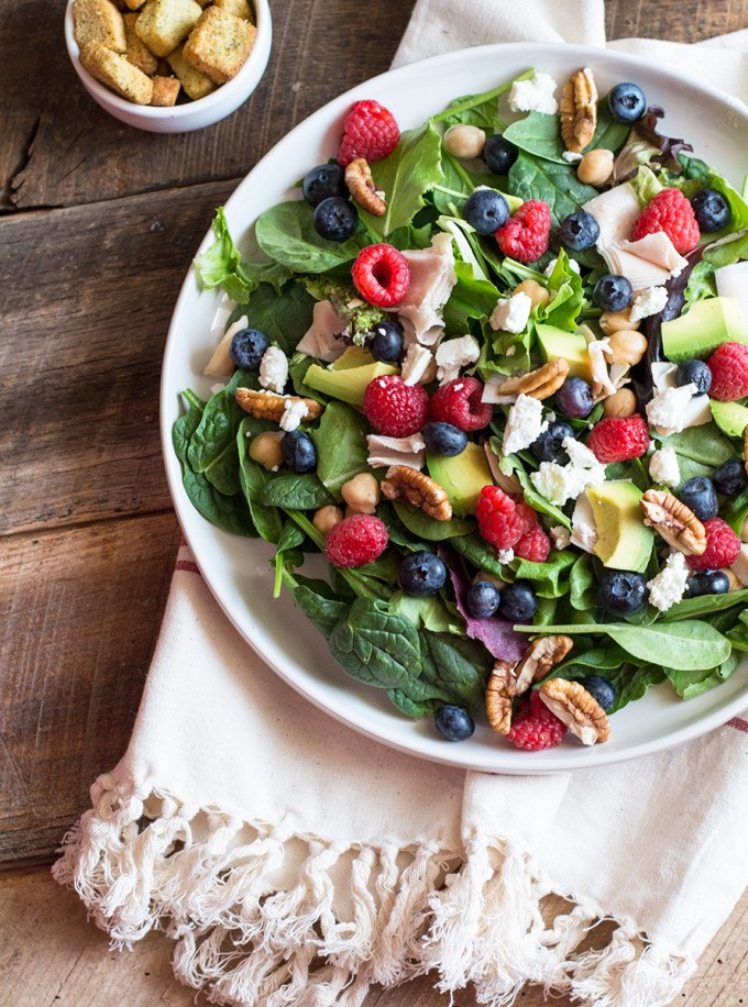Berry-Salad-with-Blueberry-Balsamic-Vinaigrette17
