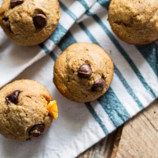 Healthy Butternut Squash Mini Muffins with Dark Chocolate Chips | Lemons and Basil