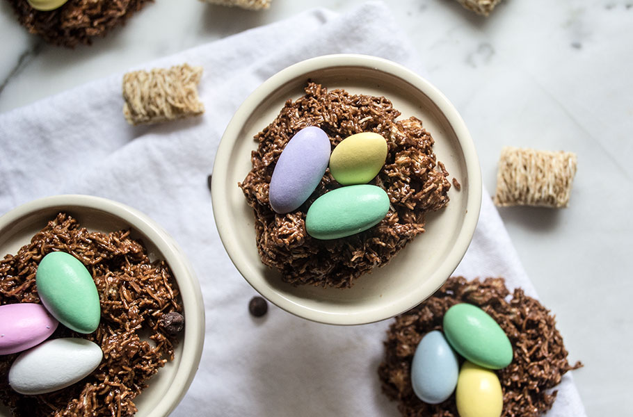 No-Bake Chocolate Peanut Butter Bird's Nest Cookies | Lemons and Basil