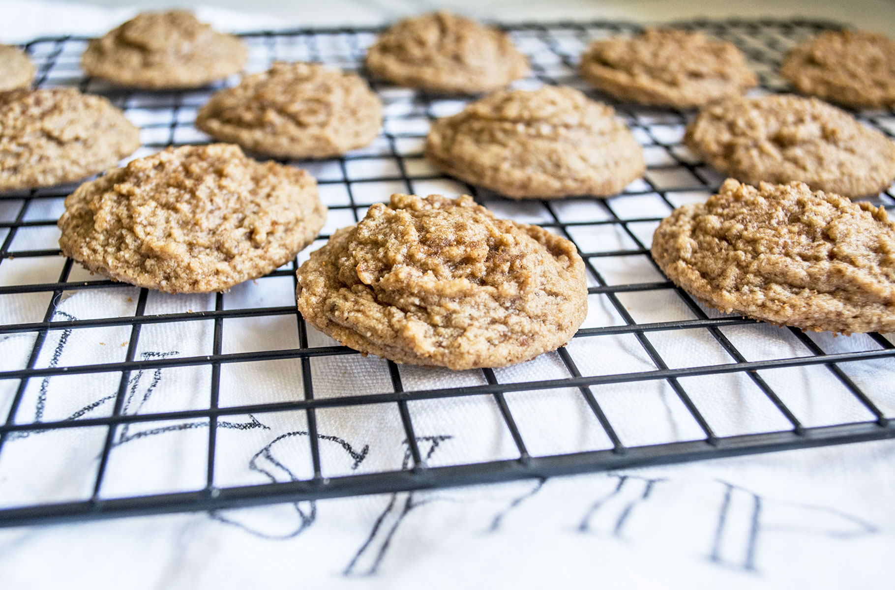 almond-flour-peanut-butter-cookies-lemons-and-basil