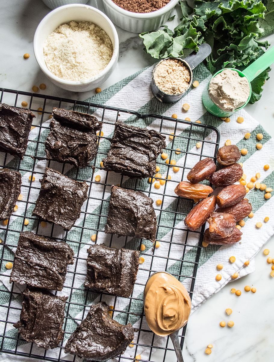 Superfood Dark Chocolate Protein Brownies | Lemons and Basil