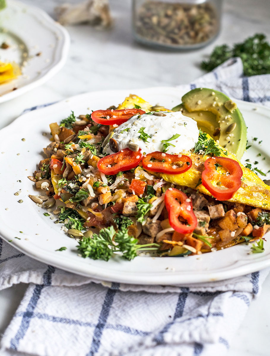 Southwest Veggie Omelet | Lemons and Basil