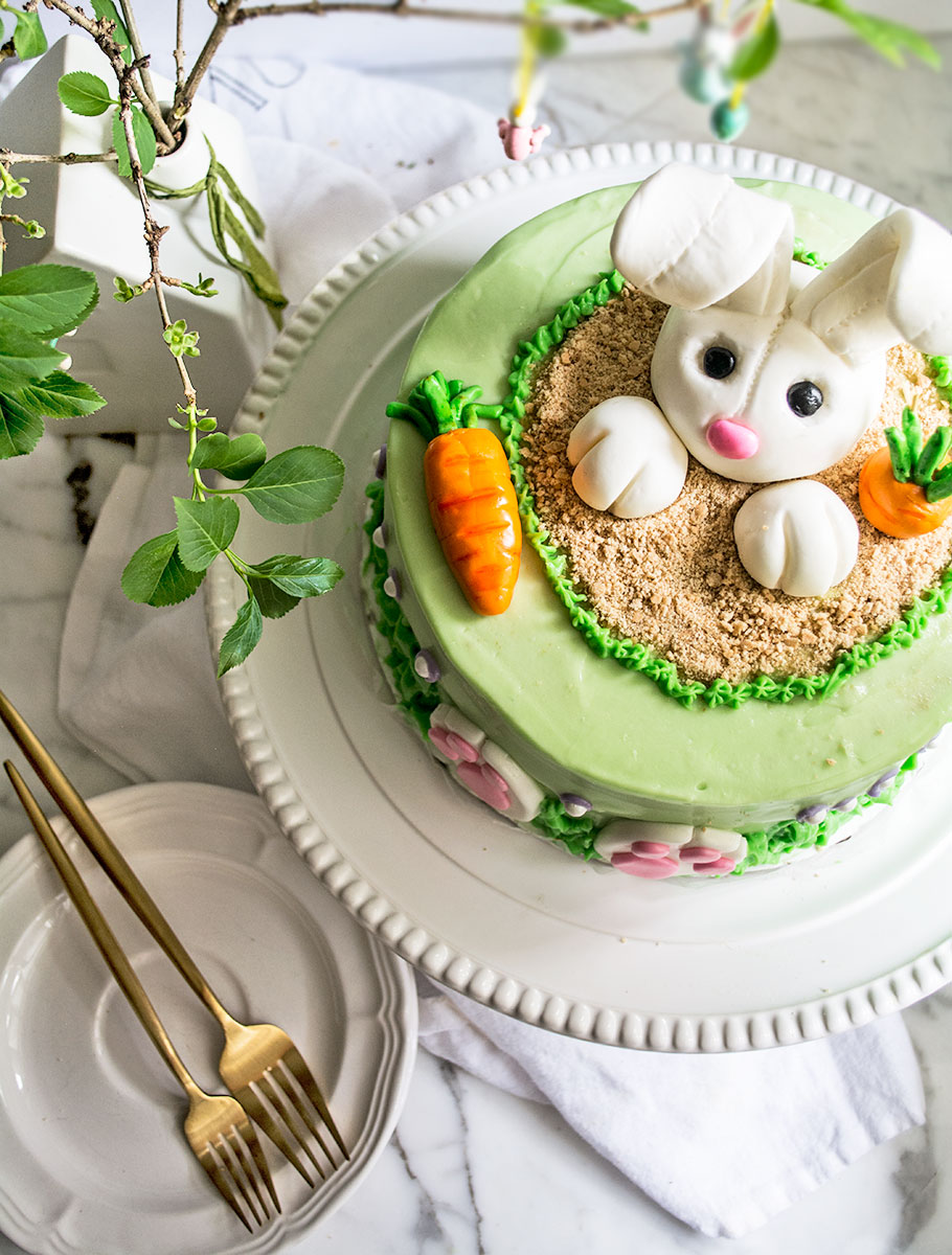 Lemon Strawberry Cake with Lemon Cream Cheese Buttercream