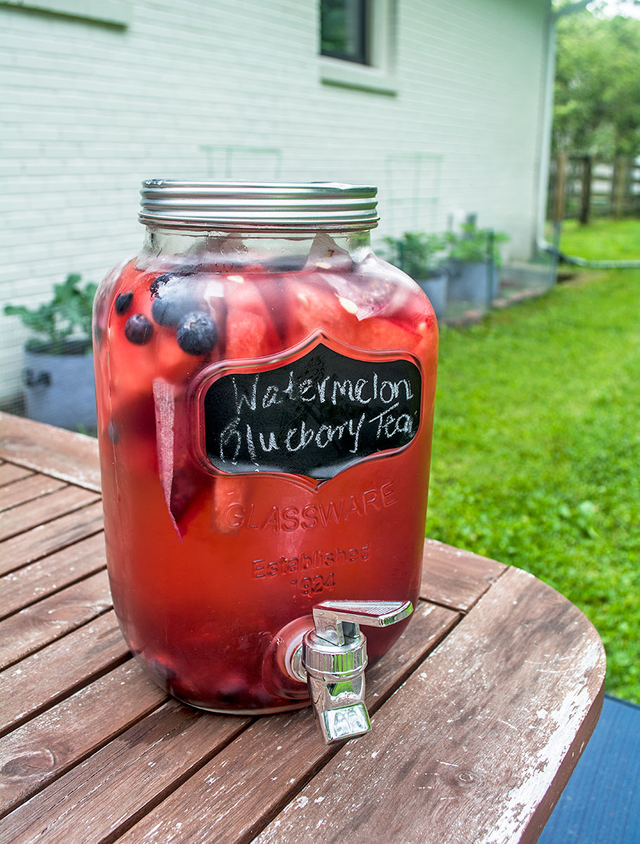 Watermelon Blueberry Sun Tea | Lemons and Basil